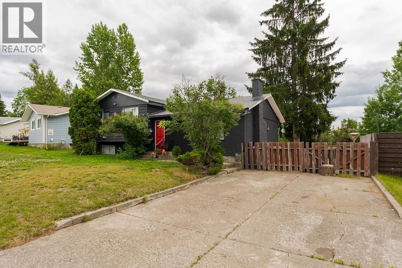 138 MCLEAN Drive Prince George British Columbia, V2M 4R3 - 5 Bedrooms Home For Sale
