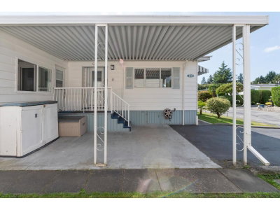 2303 CRANLEY Drive | Surrey British Columbia | Slide Image Thirty-four