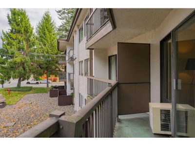 15020 NORTH BLUFF Road | White Rock British Columbia | Slide Image Nineteen