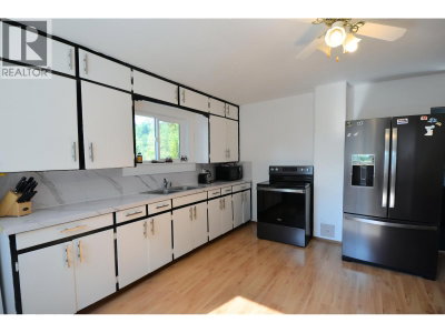 2944 MEYER Road | Prince George British Columbia | Slide Image Six