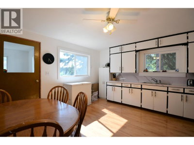 2944 MEYER Road | Prince George British Columbia | Slide Image Eight
