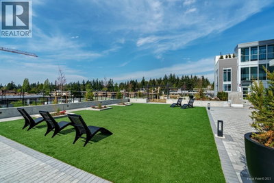 1045 AUSTIN Avenue | Coquitlam British Columbia | Slide Image Seventeen
