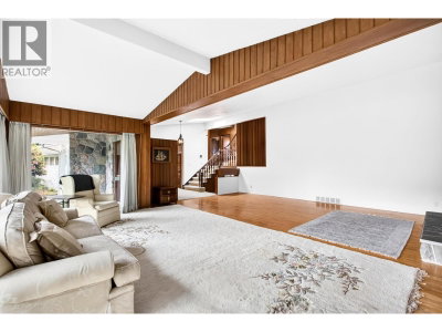 642 53RD Avenue | Vancouver British Columbia | Slide Image Nine