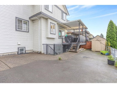 6677 125A Street | Surrey British Columbia | Slide Image Thirty-two