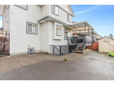 6677 125A Street | Surrey British Columbia | Slide Image Thirty-three