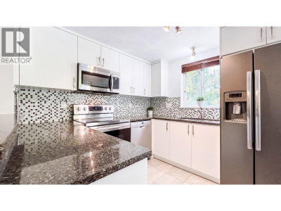 1111 LYNN VALLEY Road | North Vancouver British Columbia | Slide Image Thirteen