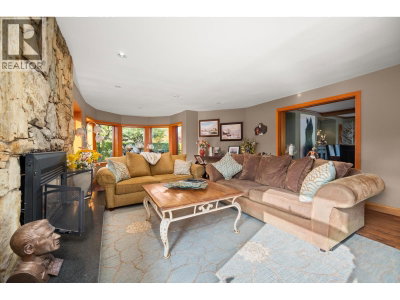 3850 POINT GREY Road | Vancouver British Columbia | Slide Image Twelve