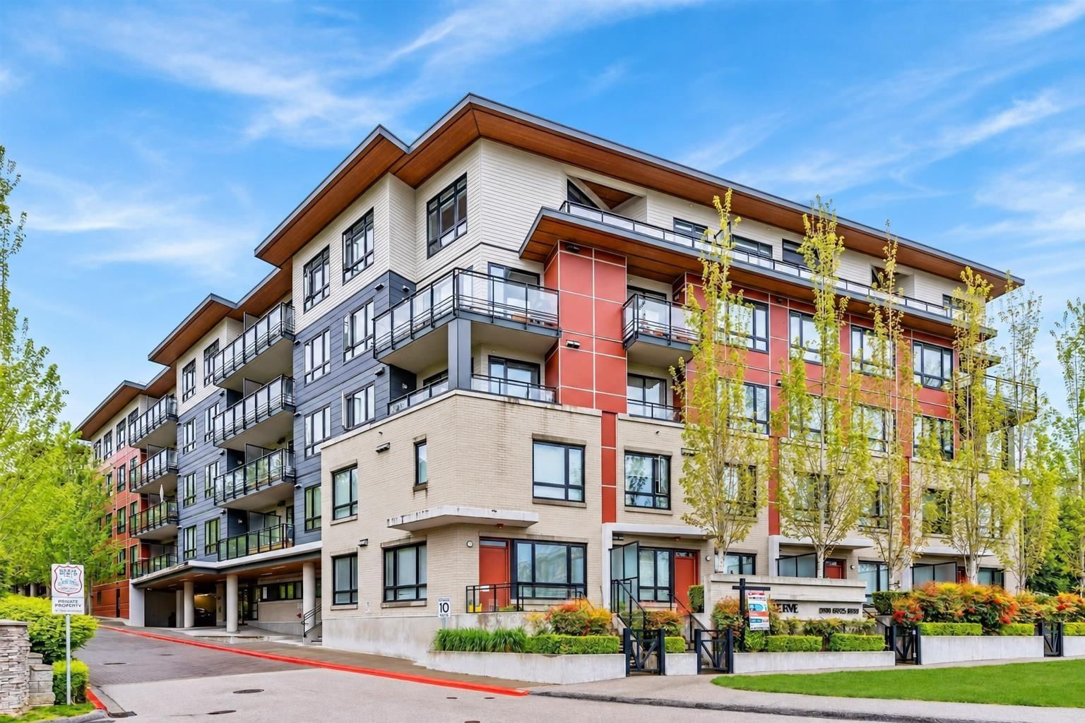 13919 FRASER Highway, Surrey, British Columbia V3T 4E6