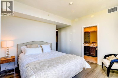 8688 HAZELBRIDGE Way | Richmond British Columbia | Slide Image Eighteen