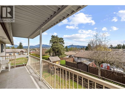 11982 230 Street | Maple Ridge British Columbia | Slide Image Thirty