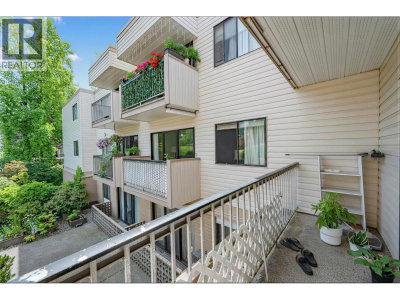 590 WHITING Way | Coquitlam British Columbia | Slide Image Nineteen