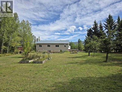 3872 JOHNSON Road | Quesnel British Columbia | Slide Image Fifteen