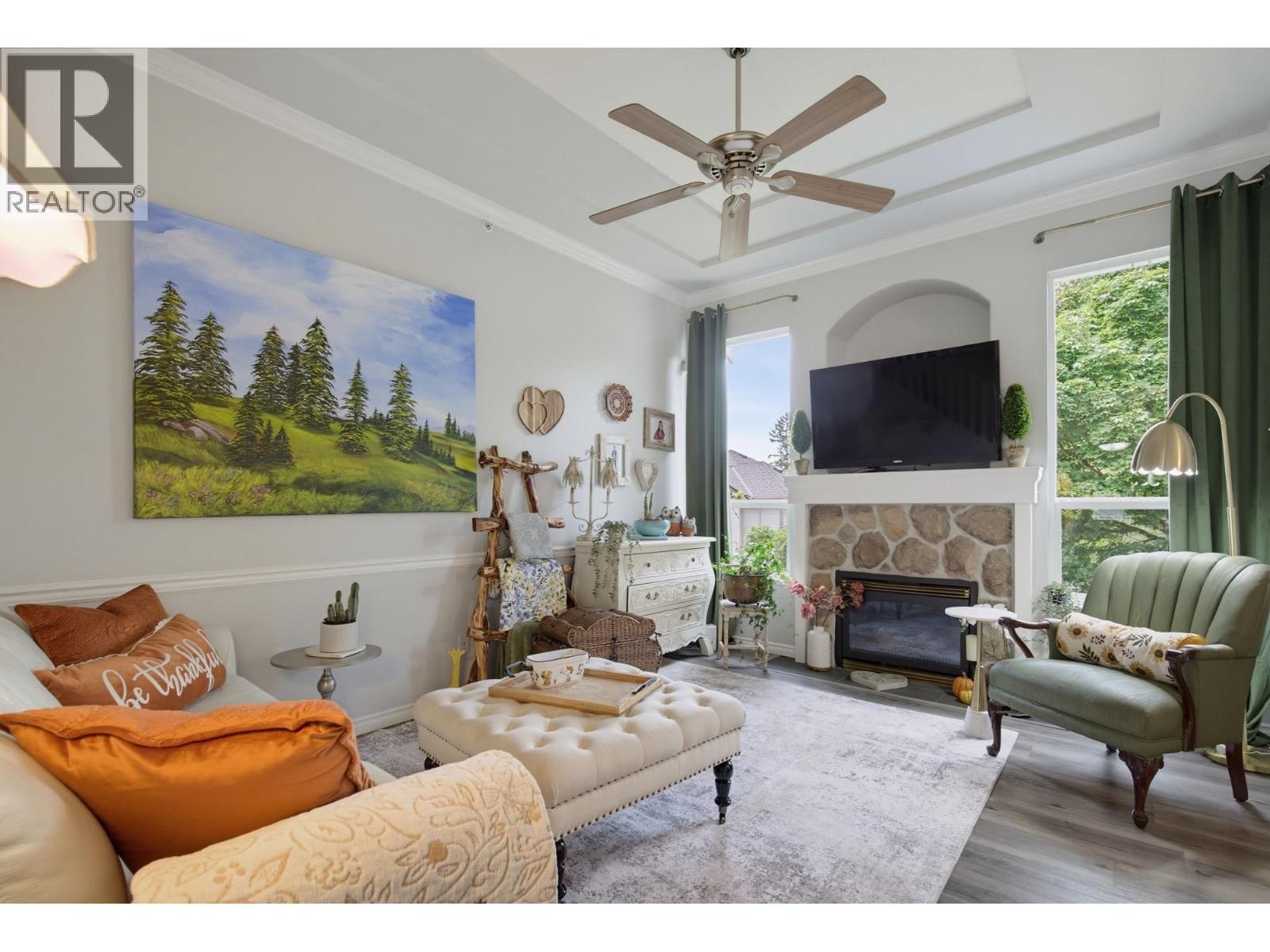 23281 KANAKA Way, Maple Ridge, British Columbia V2W 1Z2