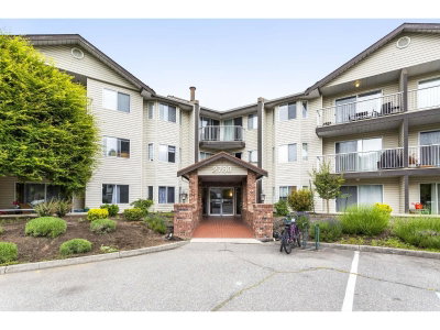 2780 WARE Street | Abbotsford British Columbia | Slide Image Two