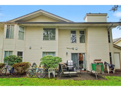6841 138 Street | Surrey British Columbia | Slide Image Twenty-three