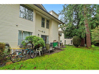 6841 138 Street | Surrey British Columbia | Slide Image Twenty-four