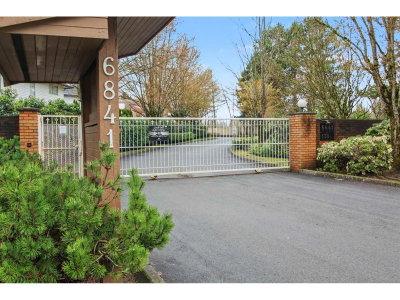6841 138 Street | Surrey British Columbia | Slide Image Twenty-nine