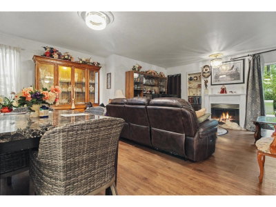 6841 138 Street | Surrey British Columbia | Slide Image Eight