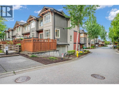 11305 240 Street | Maple Ridge British Columbia | Slide Image Twenty-six