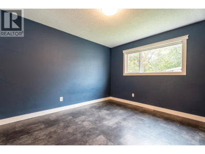 805 FAULKNER Crescent | Prince George British Columbia | Slide Image Twelve