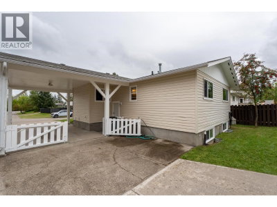 805 FAULKNER Crescent | Prince George British Columbia | Slide Image Thirty-four