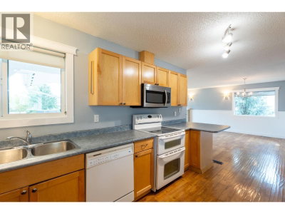 805 FAULKNER Crescent | Prince George British Columbia | Slide Image Eight
