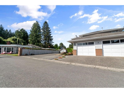46354 BROOKS Avenue | Chilliwack British Columbia | Slide Image Two