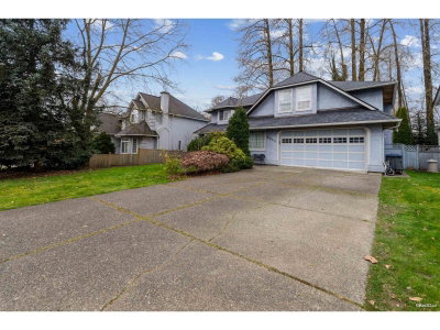 8569 141A Street | Surrey British Columbia | Slide Image Twenty-nine