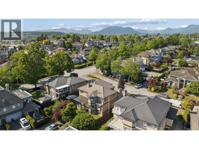 2594 PALISADE Crescent | Port Coquitlam British Columbia | Slide Image Ten