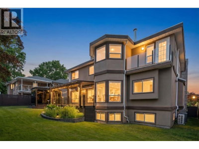 2594 PALISADE Crescent | Port Coquitlam British Columbia | Slide Image Three
