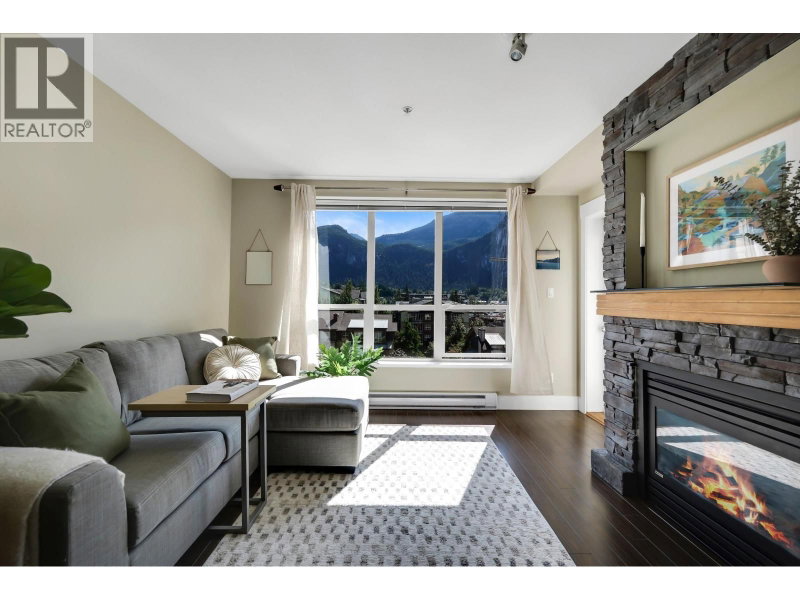 1211 VILLAGE GREEN Way Squamish British Columbia, V8B 0R7 - 1 Bedroom Condo For Sale