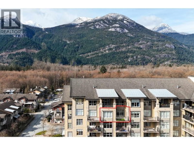 1211 VILLAGE GREEN Way | Squamish British Columbia | Slide Image Thirty
