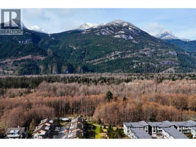 1211 VILLAGE GREEN Way | Squamish British Columbia | Slide Image Thirty-one