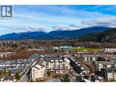 1211 VILLAGE GREEN Way | Squamish British Columbia | Slide Image Thirty-five