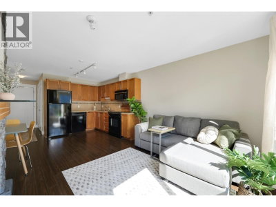 1211 VILLAGE GREEN Way | Squamish British Columbia | Slide Image Five