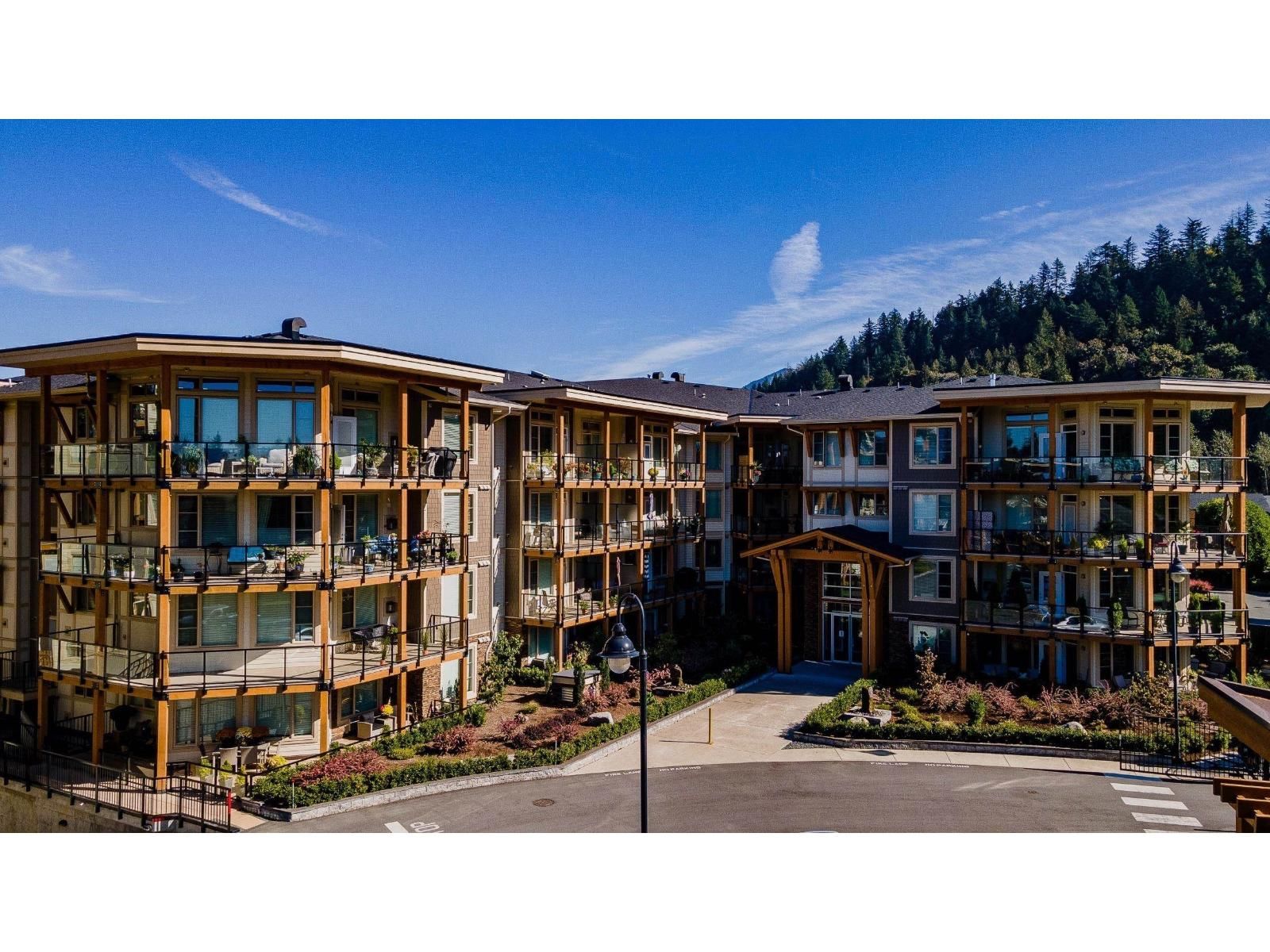 45746 KEITH WILSON Road, Chilliwack, British Columbia V2R 1J9