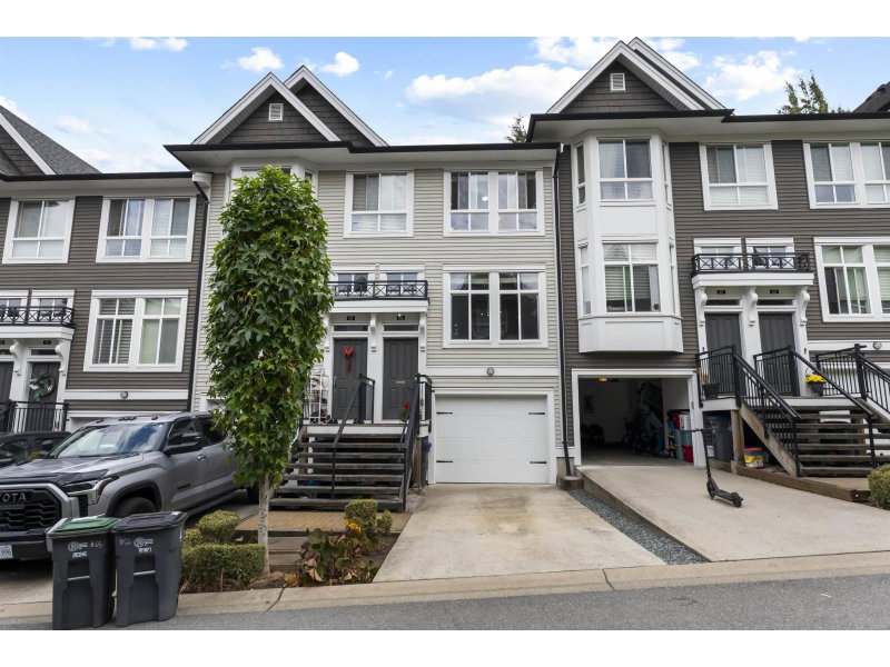 14433 60 Avenue Surrey British Columbia, V3S 1R4 - 3 Bedrooms Condo For Sale