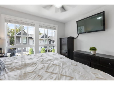 14433 60 Avenue | Surrey British Columbia | Slide Image Twelve