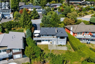 403 NEWDALE Court | North Vancouver British Columbia | Slide Image Twenty-eight
