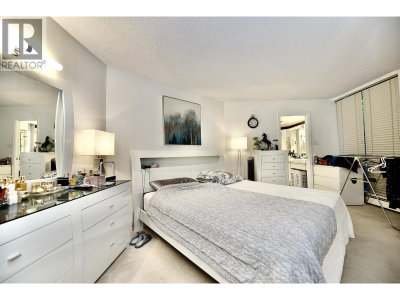 6188 PATTERSON Avenue | Burnaby British Columbia | Slide Image Fourteen