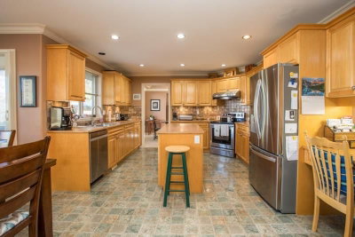 8044 KESTREL Court | Surrey British Columbia | Slide Image Ten