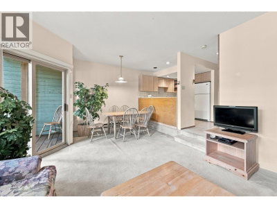 6127 EAGLERIDGE Crescent | Whistler British Columbia | Slide Image Five