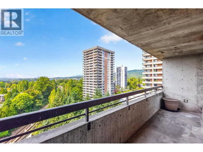 3771 BARTLETT Court | Burnaby British Columbia | Slide Image Twenty-four