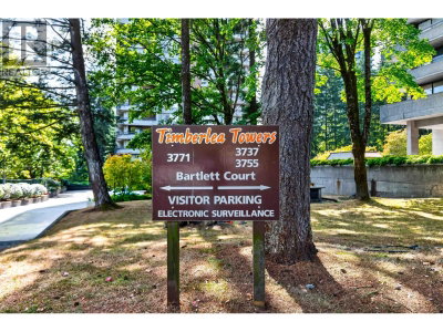 3771 BARTLETT Court | Burnaby British Columbia | Slide Image Forty