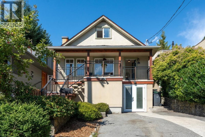 272 OSBORNE Road North Vancouver British Columbia, V7N 1M1 - 3 Bedrooms Home For Sale