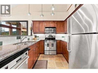 2323 TALUSWOOD Place | Whistler British Columbia | Slide Image Twelve