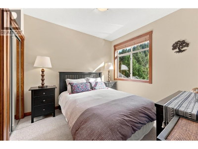 2323 TALUSWOOD Place | Whistler British Columbia | Slide Image Thirteen