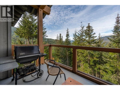 2323 TALUSWOOD Place | Whistler British Columbia | Slide Image Eight