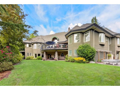18638 54A Avenue | Surrey British Columbia | Slide Image Three