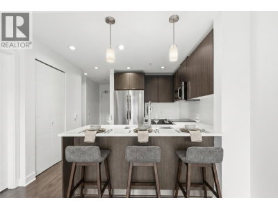 733 3RD Street | North Vancouver British Columbia | Slide Image Eight